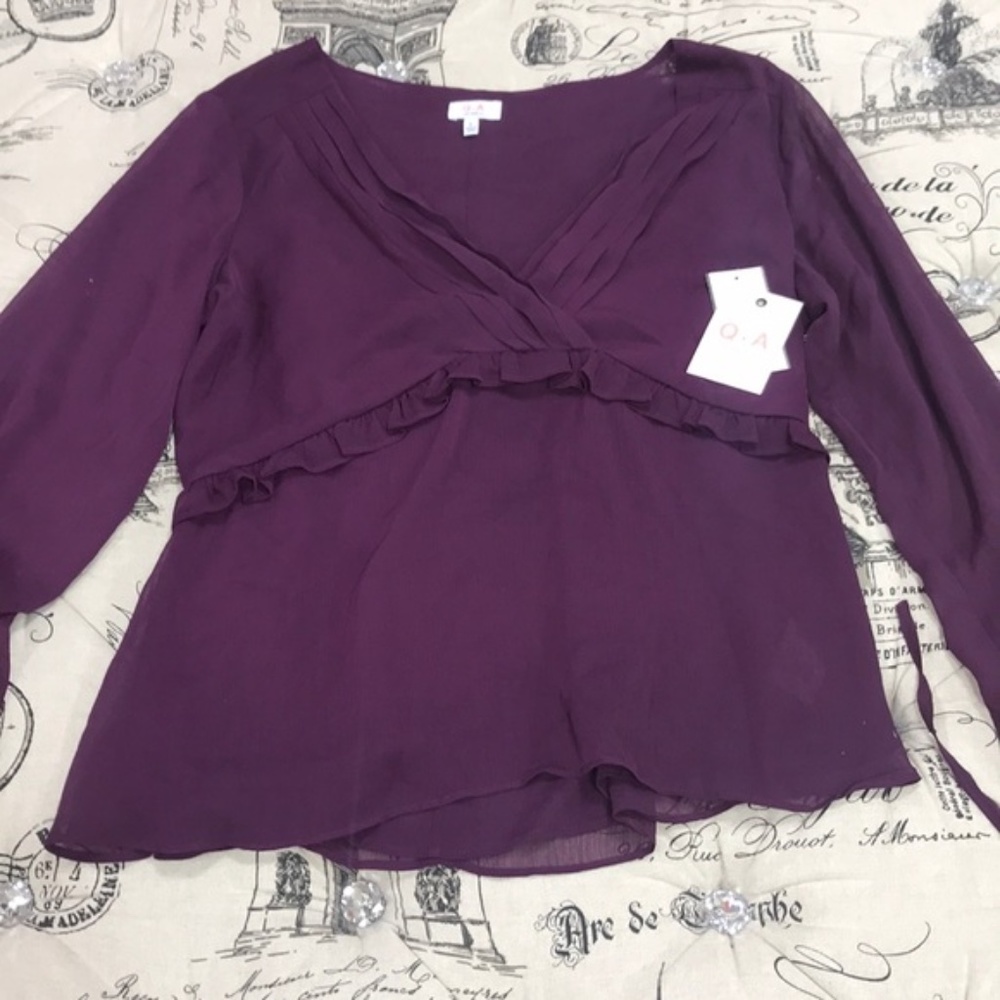 Q & A Pleated Ruffle Blouse - Picture 4 of 6
